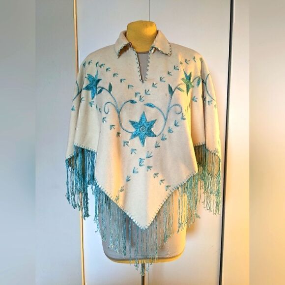 Gorgeous Vintage Boho Square Wool Frog Closure Square Shawl - Picture 1 of 13